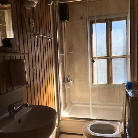 Huzur Otel&restoran Çamlıhemşin